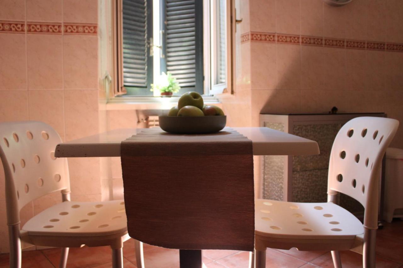Colosseum New Charming Apartment Rom Exteriör bild